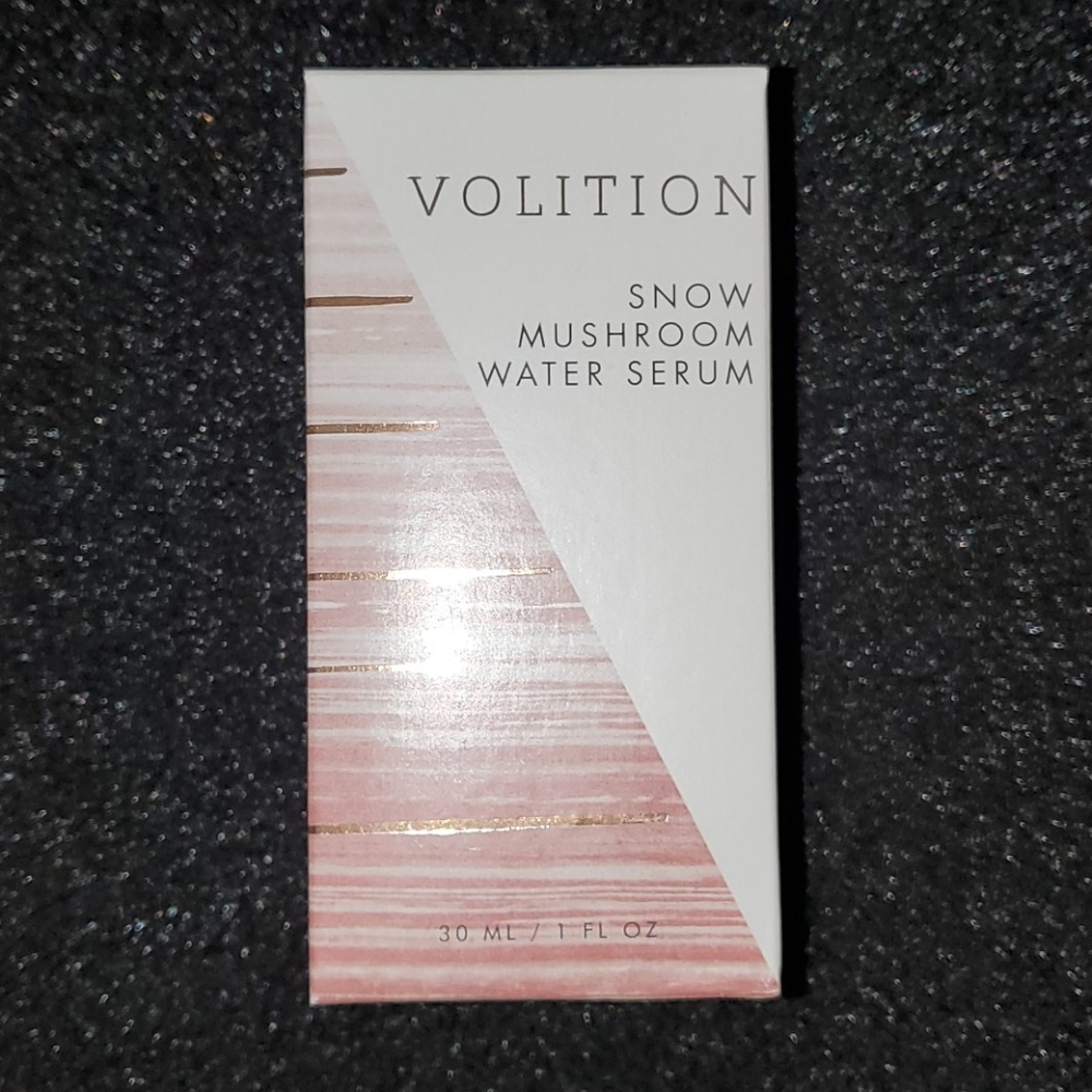 Snow mushrom water serum